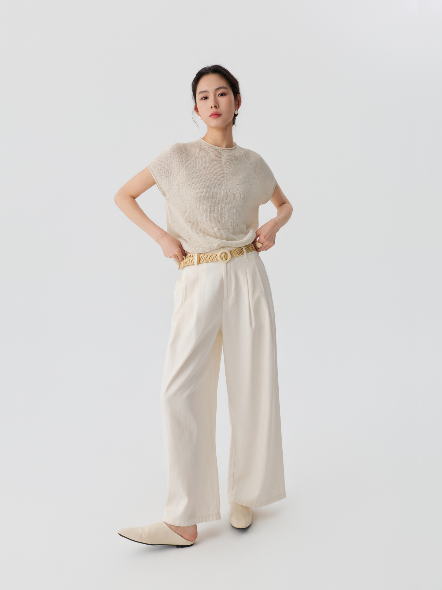 Relaxed Wide-Leg Trousers